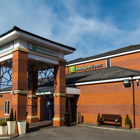 Holiday Inn Express Manchester East, An Ihg Hotel Esterno foto